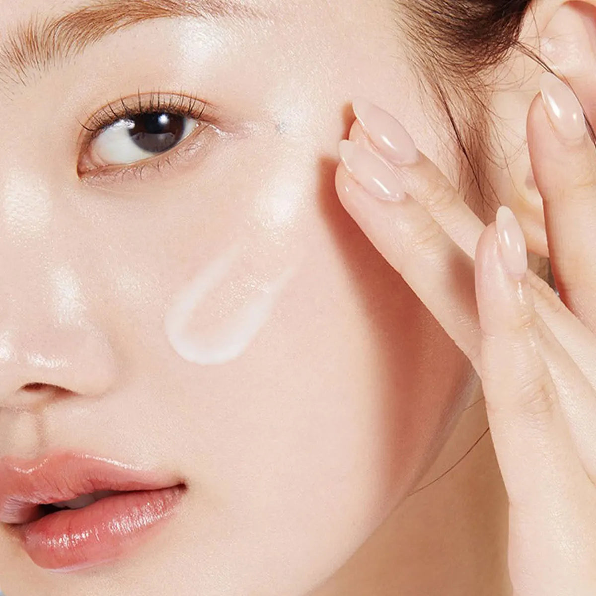 Medicube Collagen Glow Booster Serum 15ml,Fast-Absorbing,Hydrating