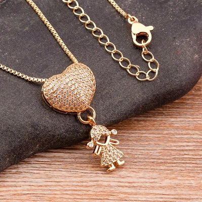 Nidin Hot Sale Son Daughter Heart Gold Plated Cubic Zirconia Family Girl Boy Pendant Necklace Chain Jewelry For Mother Gift